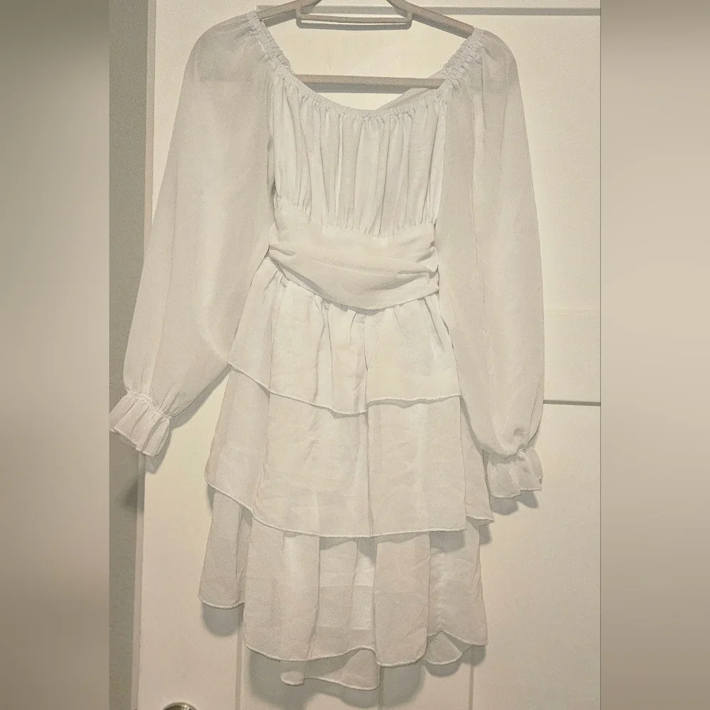 Chic White Tiered Midi Dress - Picture 1 of 4